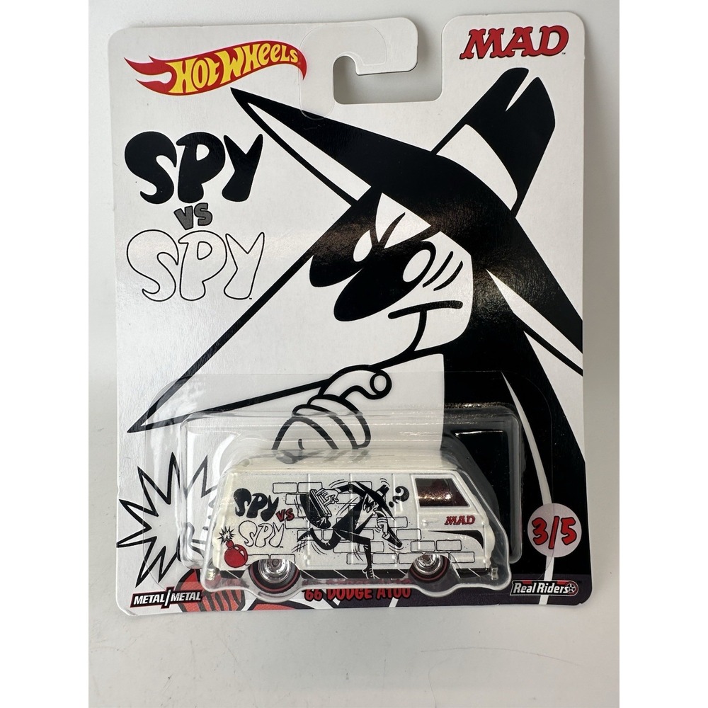 2017 Hot Wheels MAD Spy vs Spy '66 Dodge A100 White Real Riders DWH37